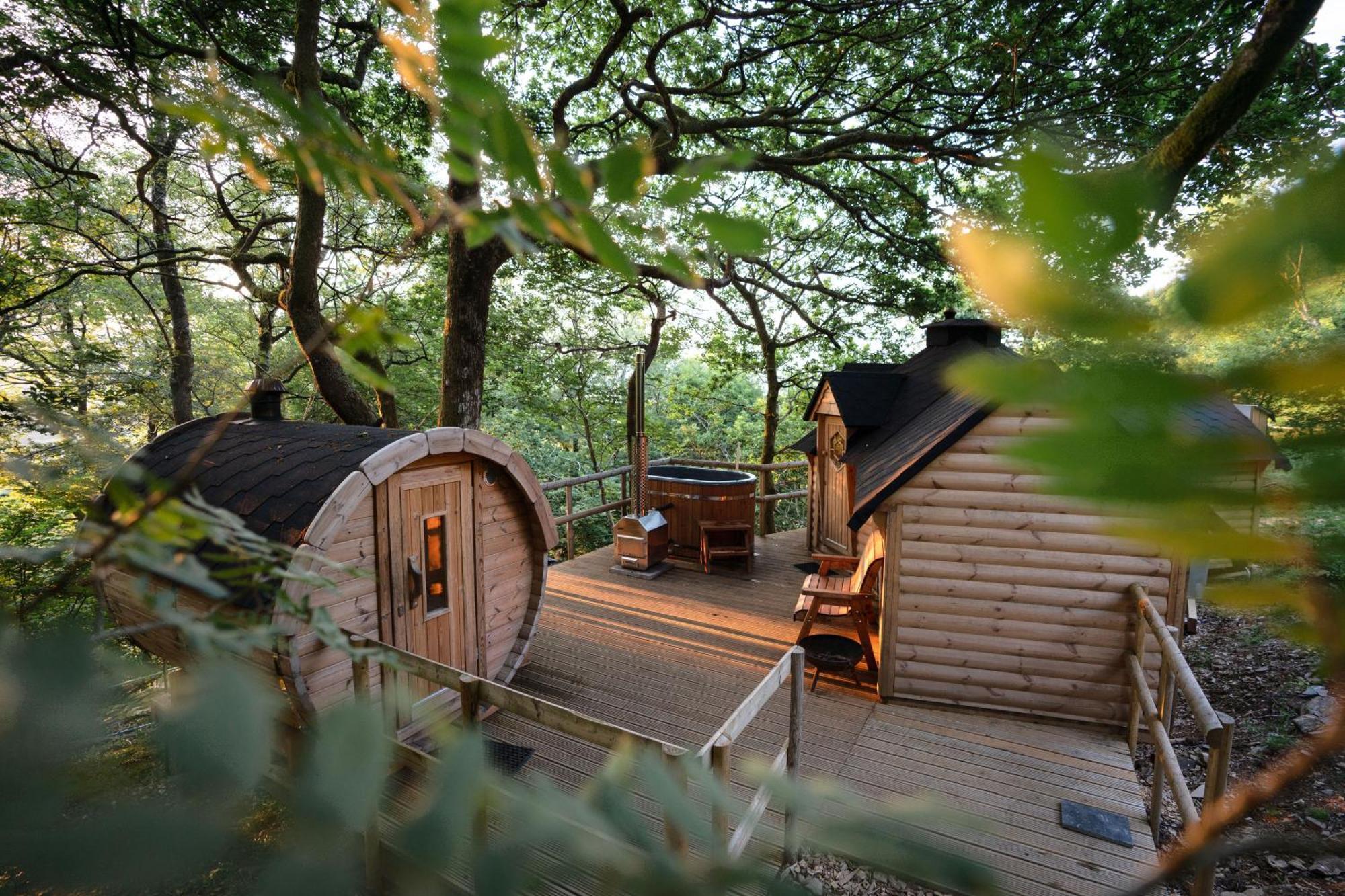 Chestnut Tree House With Hot Tub & Sauna Barmouth Eksteriør billede